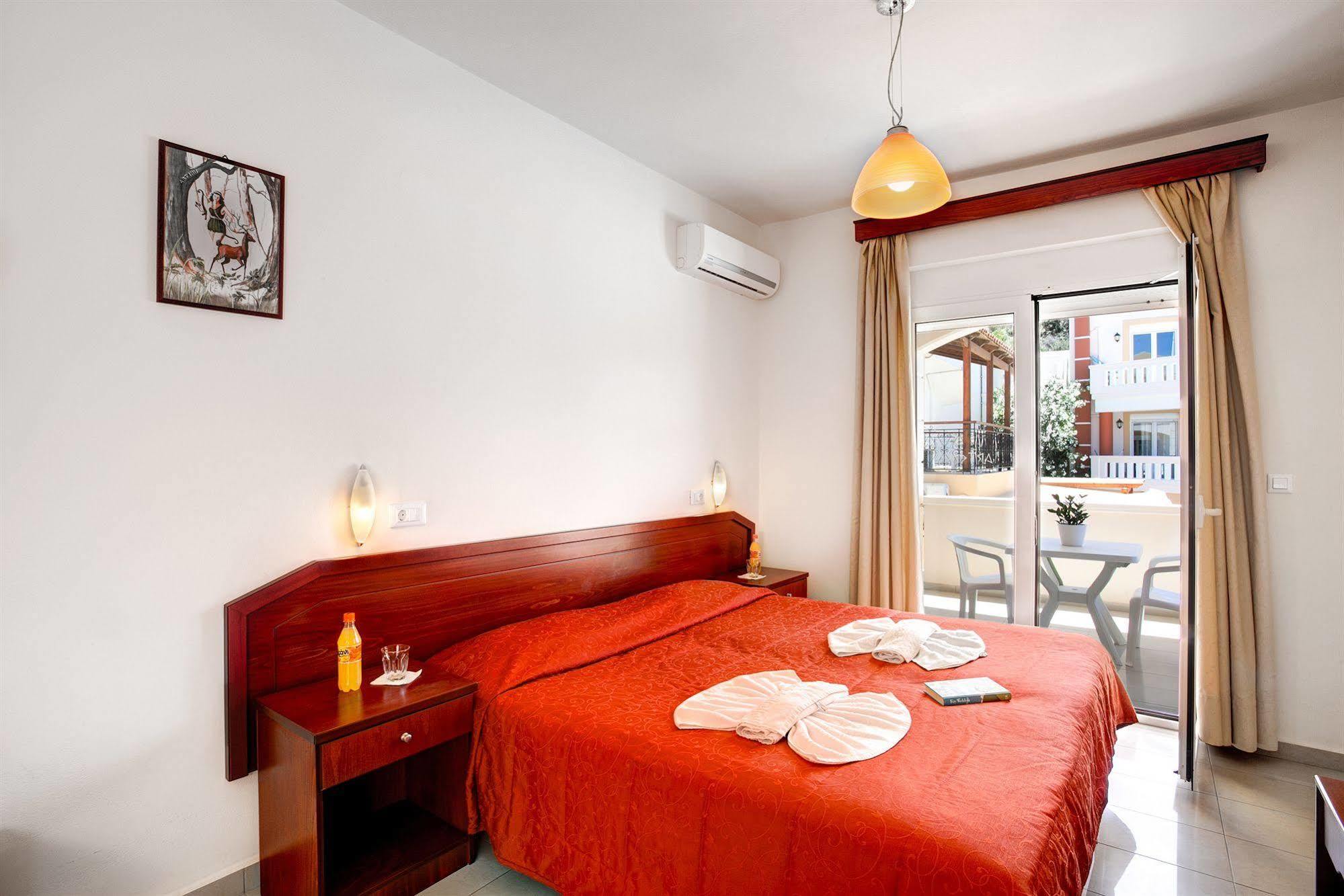 Artemis Hotel Apartments Hersonissos  Luaran gambar