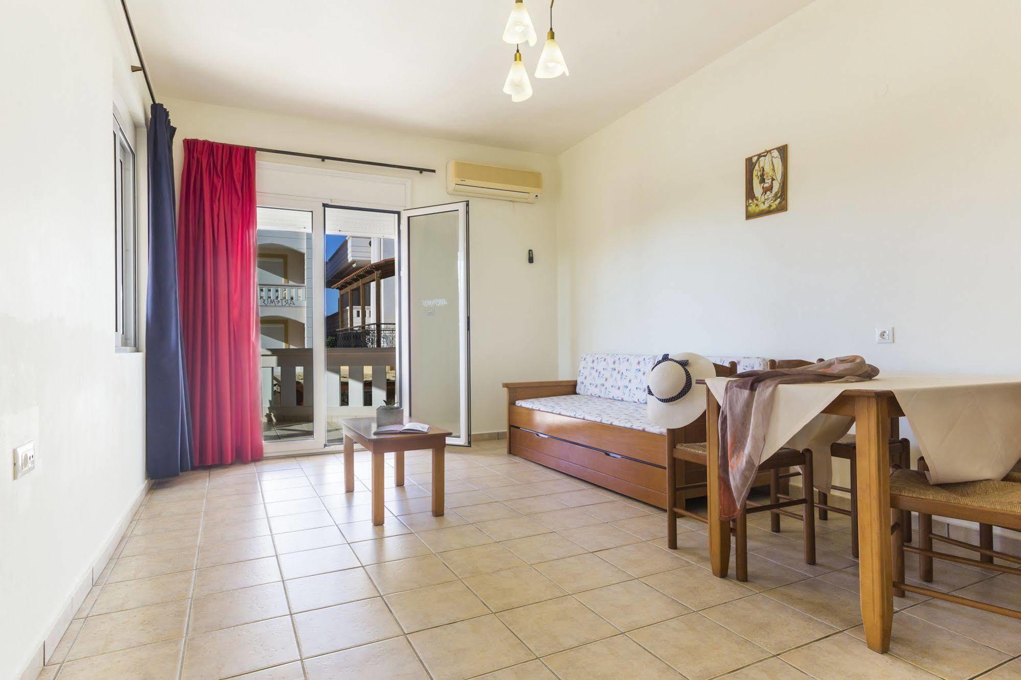 Artemis Hotel Apartments Hersonissos  Luaran gambar