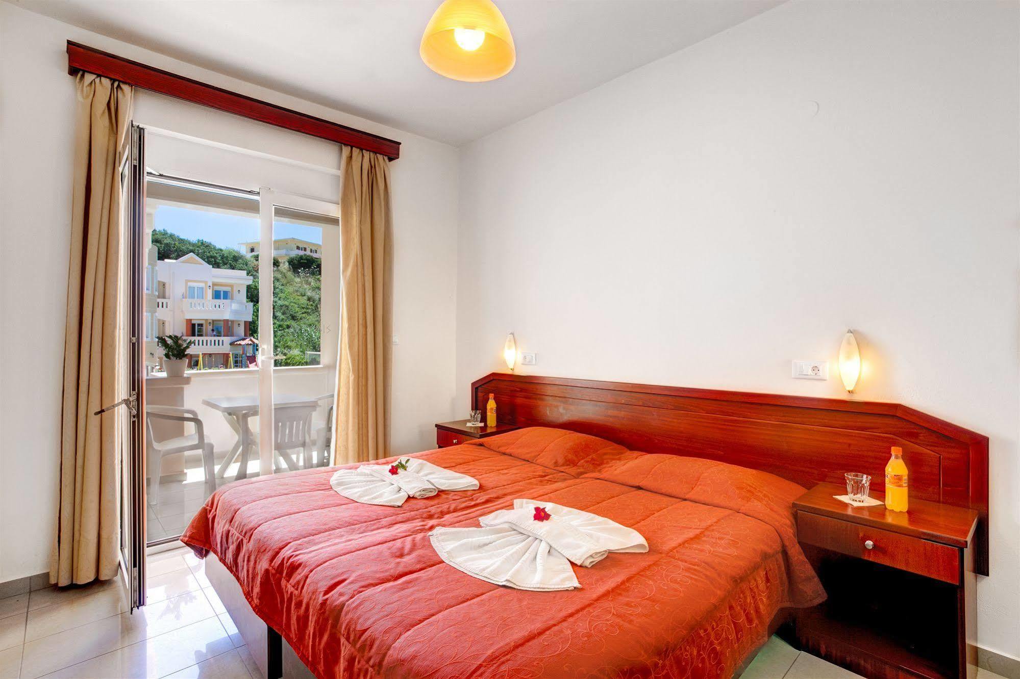 Artemis Hotel Apartments Hersonissos  Luaran gambar