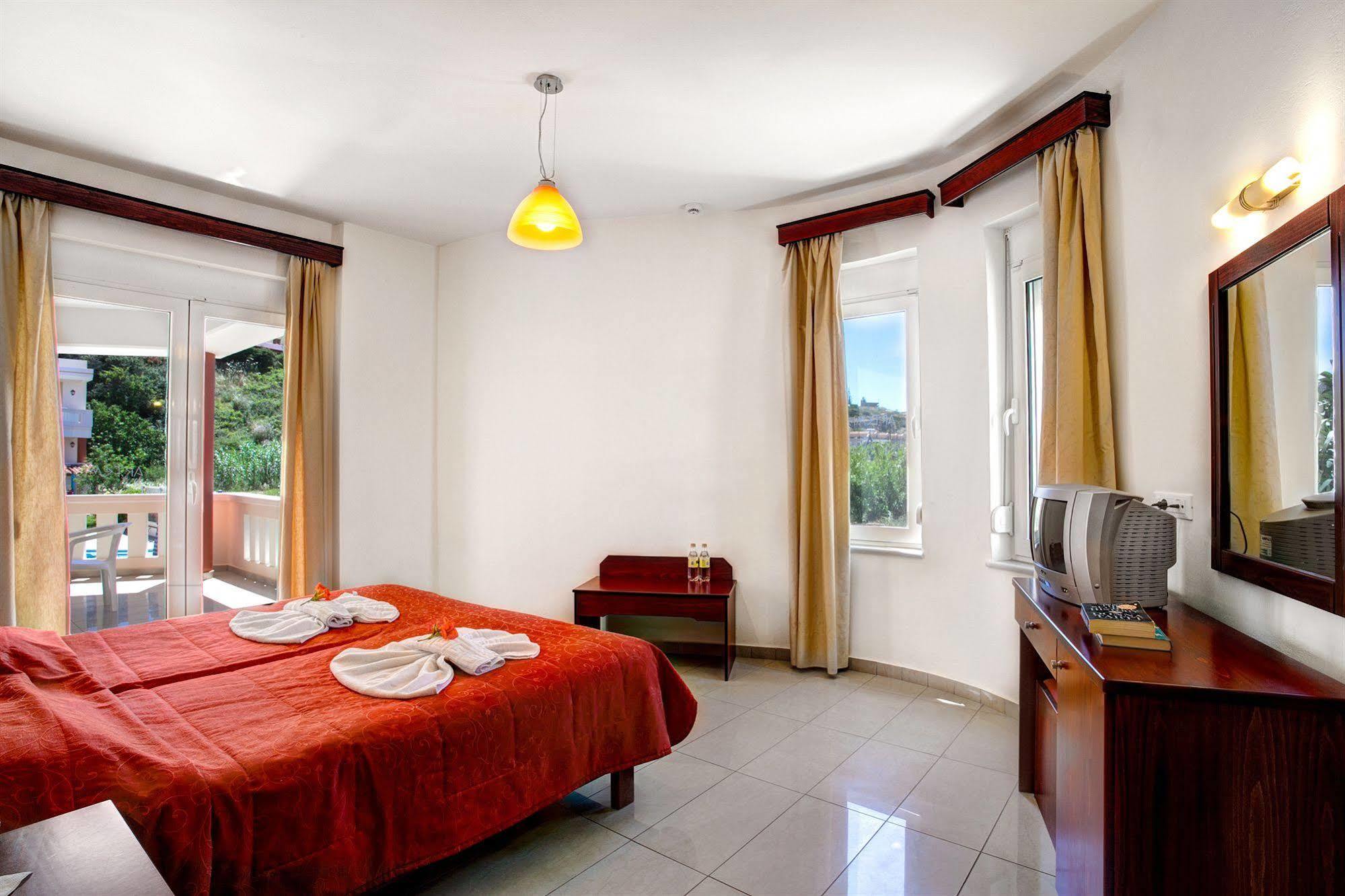 Artemis Hotel Apartments Hersonissos  Luaran gambar